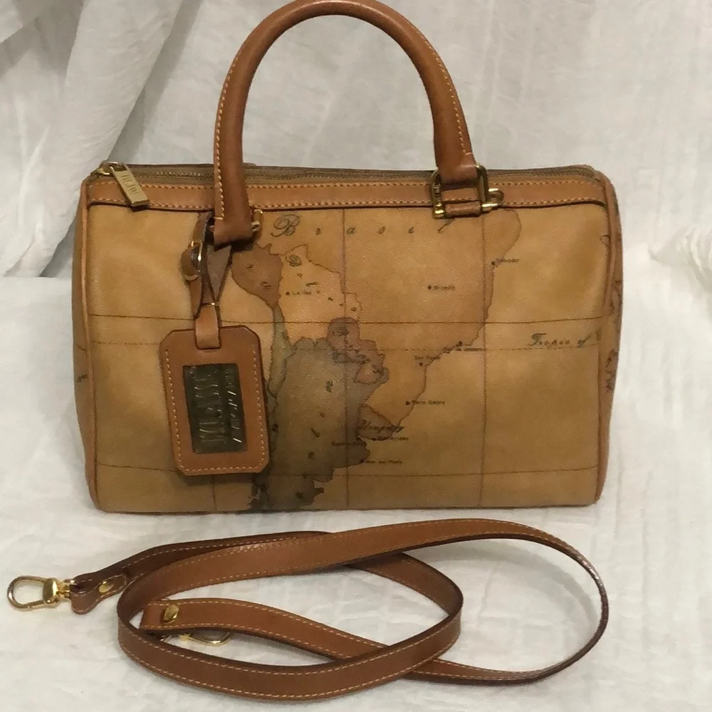 Alviero Martini 1st Class Leather Satchel with Strap